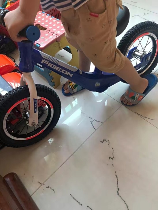 【质量保证】飞鸽儿童平衡车 学步车滑步车无...