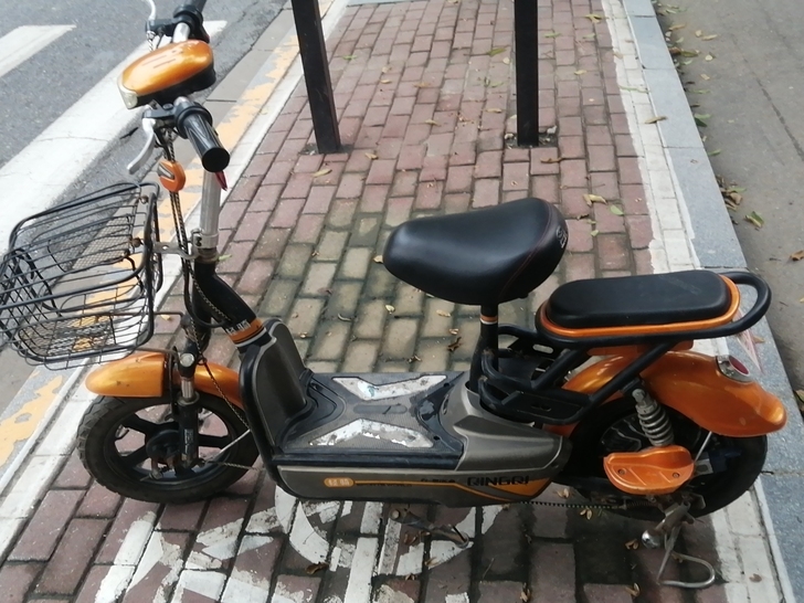 48v12a电瓶,续航20公里左右不骑了便...