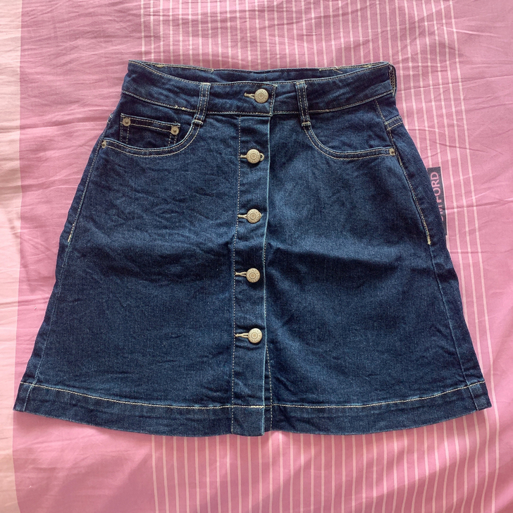 牛仔半裙包臀裙,M码,全新