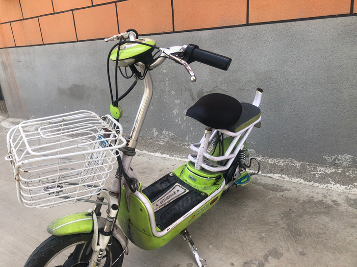 便宜实惠 499自提 续航三四十里地