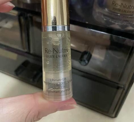 雅诗兰黛白金花精粹精华5ml，五美代购入，...