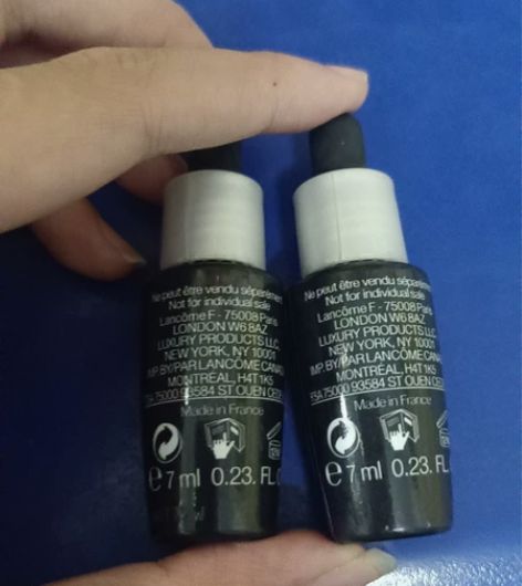 兰蔻小黑瓶,2个7ml精华,我忘记明年几月...