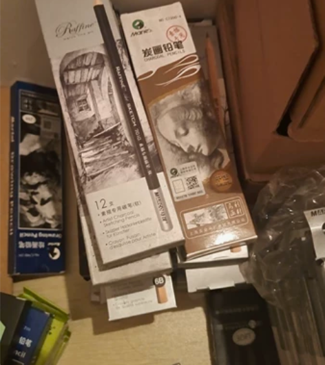 美术用品店不做了，闲置的素描铅笔一大堆，大...