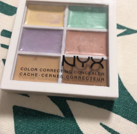 妆前调色盘 感兴趣的话点“我想要”和我私聊...