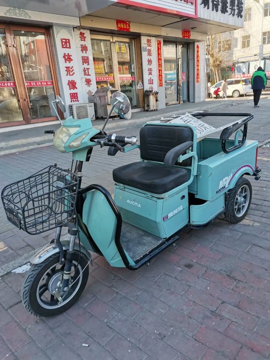澳柯玛电动三轮车,八九成新,满电能跑50里...