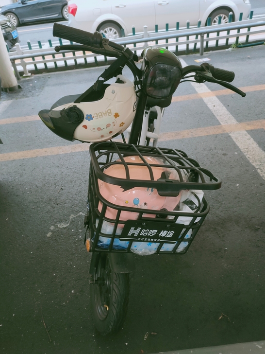 新车购买不到两个月，一年保修，黄牌，自取，...