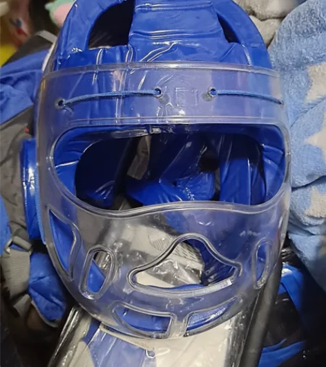 跆拳道面罩护头儿童拳击头套男空手道头盔全防...