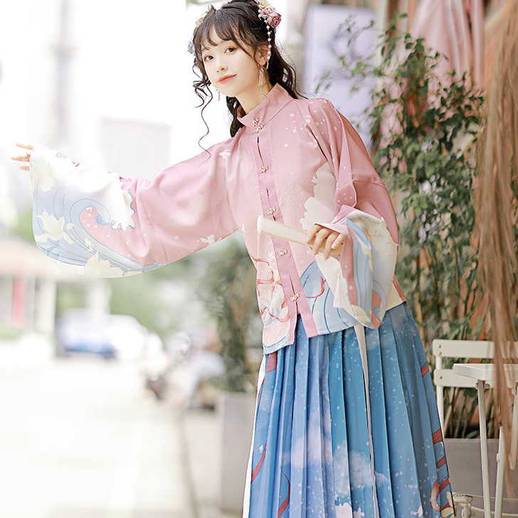 出社大鱼海棠明制汉服女原创正品中国风立领百...
