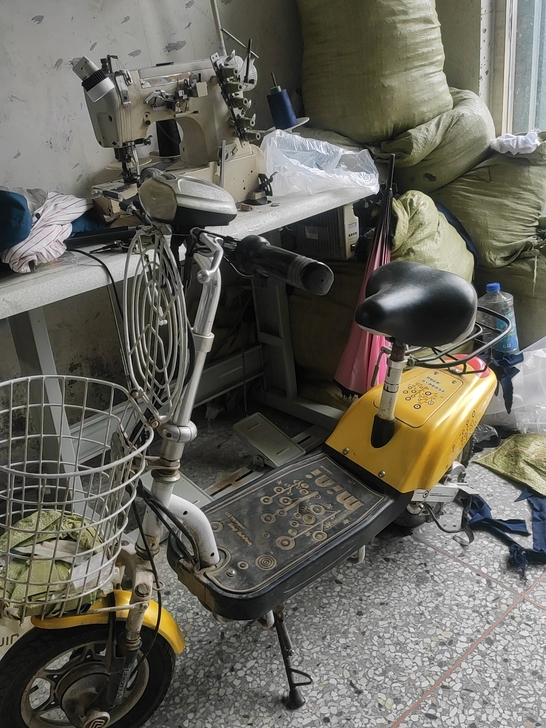 二手爱玛电动车8成新，刚刚换的新电瓶，买了...