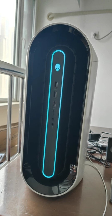 外星人R10 8165白色无显卡