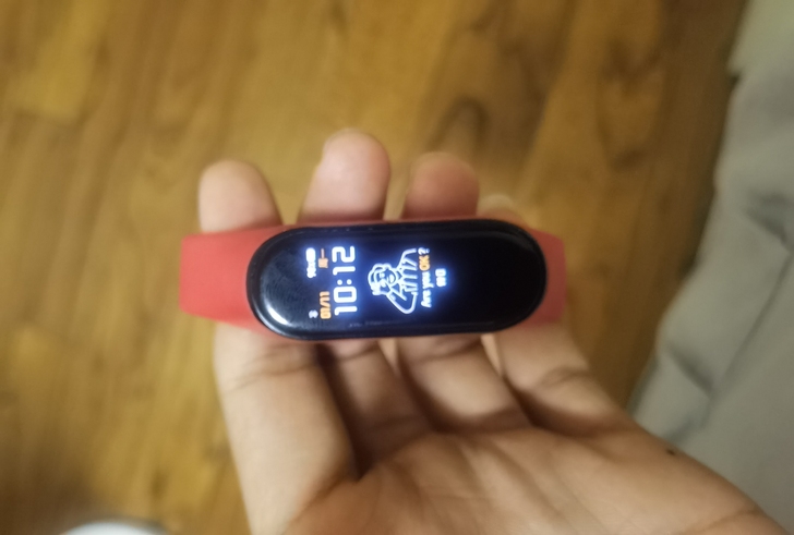 小米手环4全新,更换五代出售,表带充电器全...