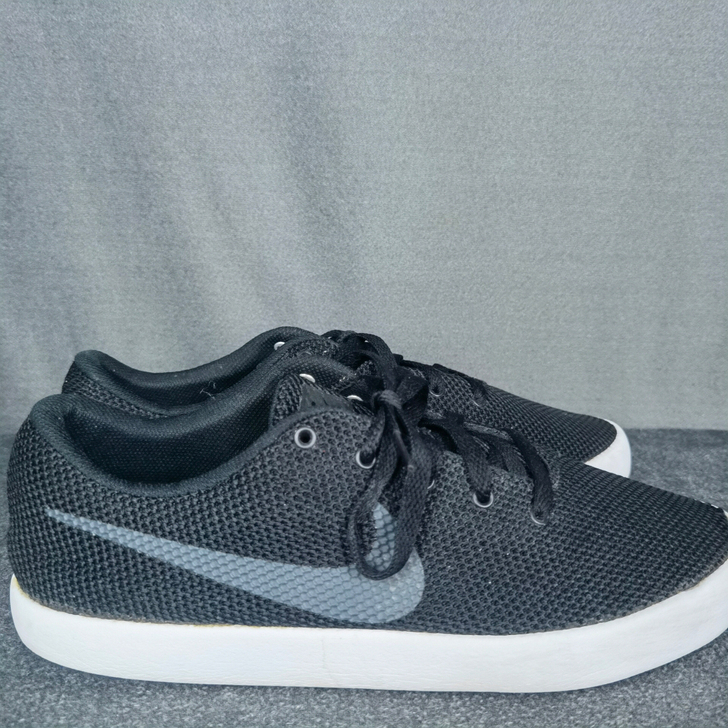 44码Nike/耐克 ESSENTIALI...