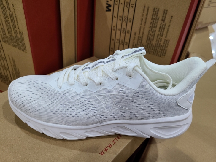 40##amp；mdash；44码，特步男...