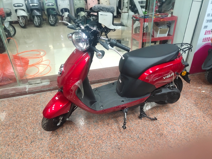 五羊本田电动车，批发价格卖掉，五羊本田，日...