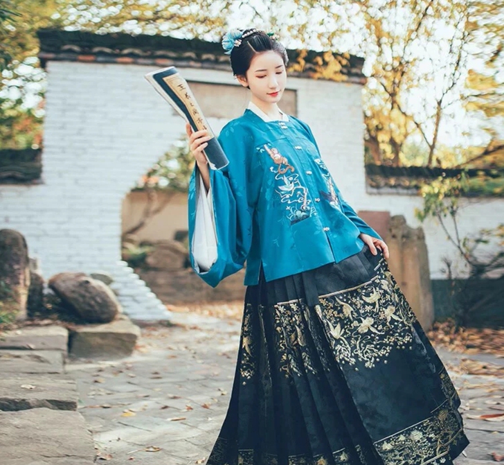 池夏徽韵兰心:徽韵 原创汉服方领夹衣织金马...