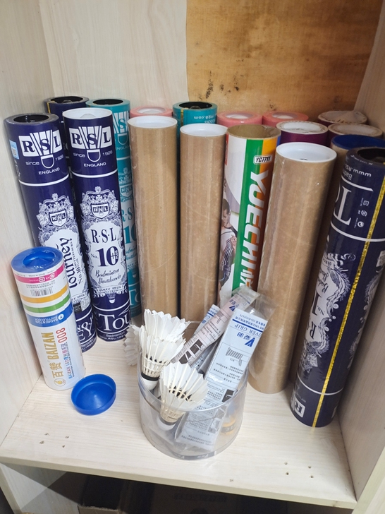 各种全新羽毛球塑料球尼龙球