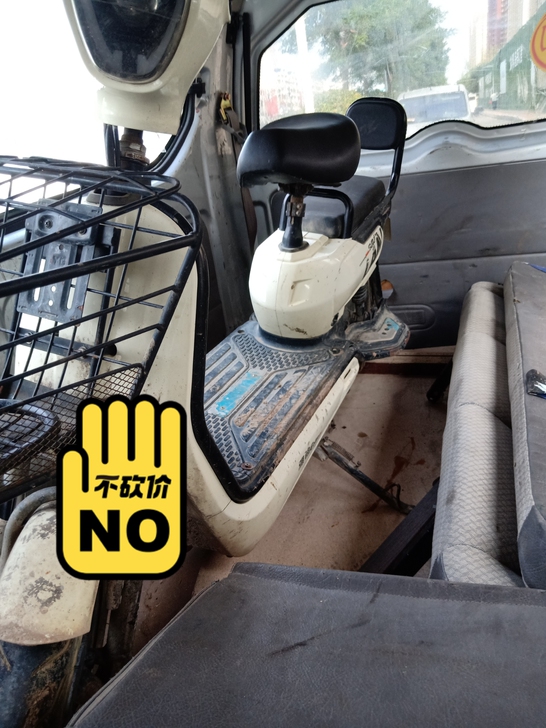 雅迪电车去年买的 今年刚换的5块天能长寿王...