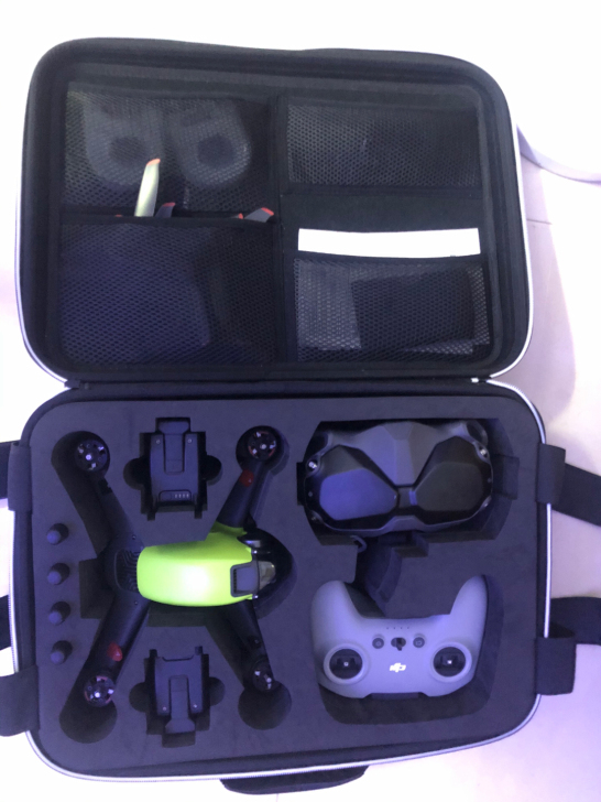 大疆FPV穿越机，两块电池，带穿越摇杆送收...