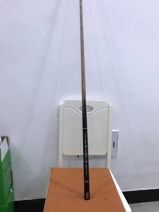 全新 工作室倒闭处理小头斯诺克黑八台球杆