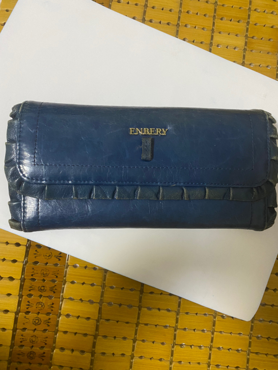 盈百利女士钱包藏蓝色超显气质！正品！正品！
