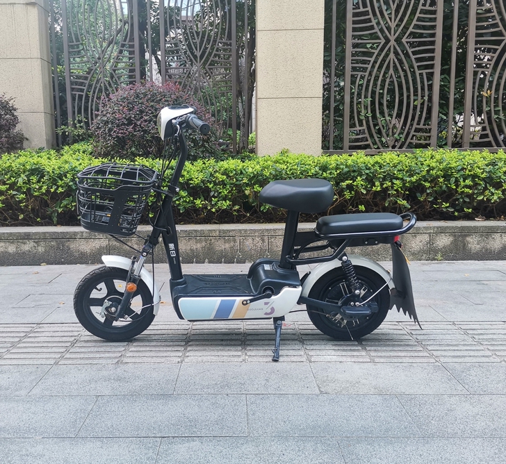 诚转99准新.新日大品牌豪华长跑王电动车