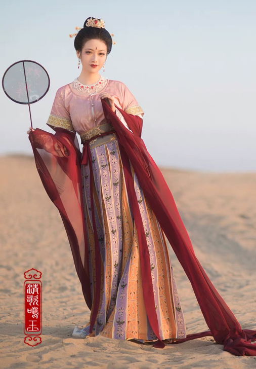 清歌鸣玉 凉州词坦领四件套出售