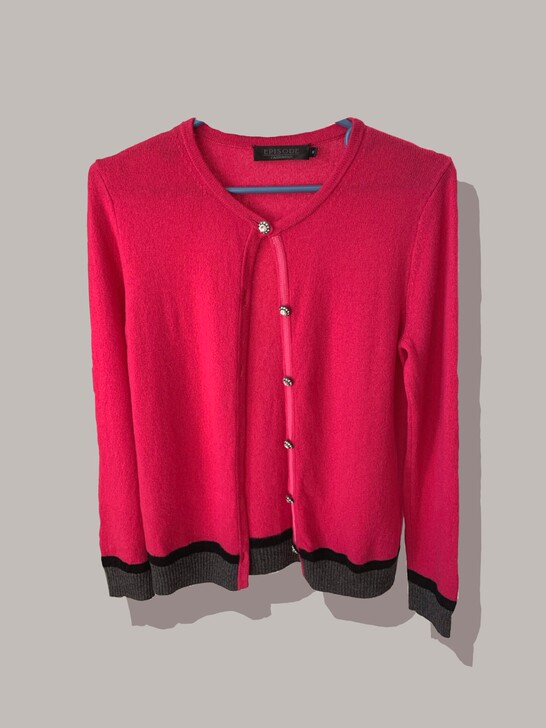 episode艾碧素专柜购入桃红色水晶包扣...