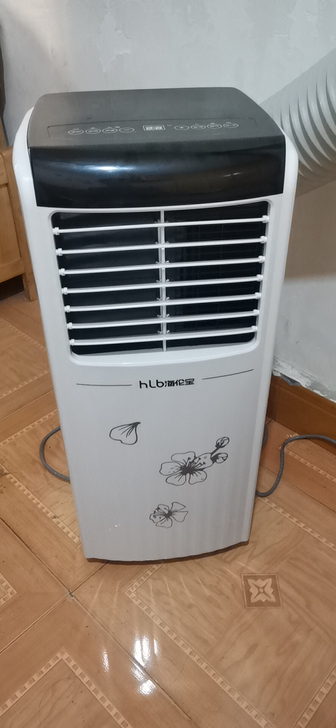 HELENBO/海伦宝 空调 ，美女一手小...