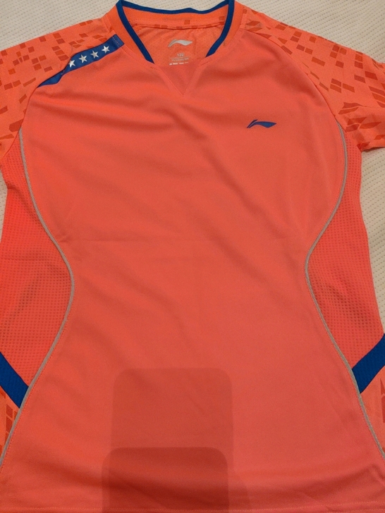 李宁儿童羽毛球训练速干上衣130 95成新