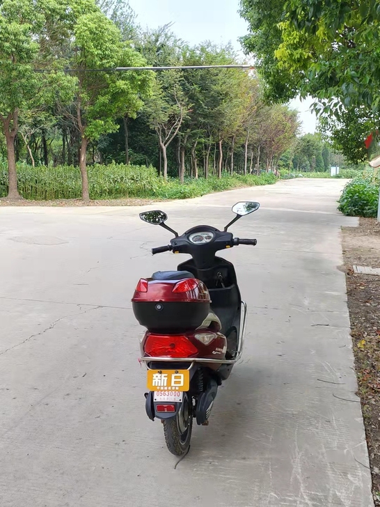 新日电动车，大牌子好骑，电池刚换不久，便宜...