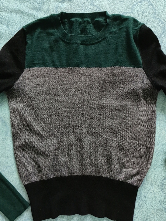 哥弟拼接色羊毛羊绒衫，圆领，2码，衣长48...