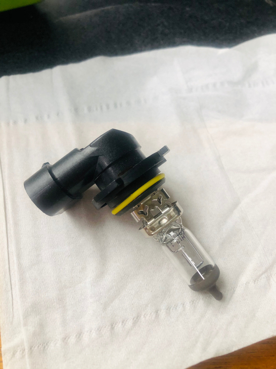 丰田老锐志全新拆车灯泡 HB4 9006