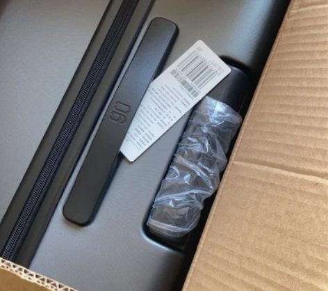 便宜出全新90分的24寸行李箱 全新未拆封...