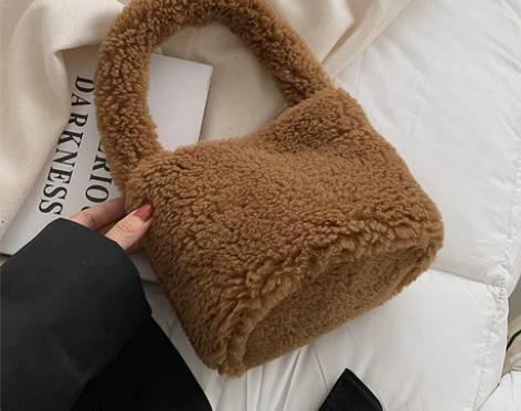 羊羔毛毛绒包包女ins小众2022新款潮时...