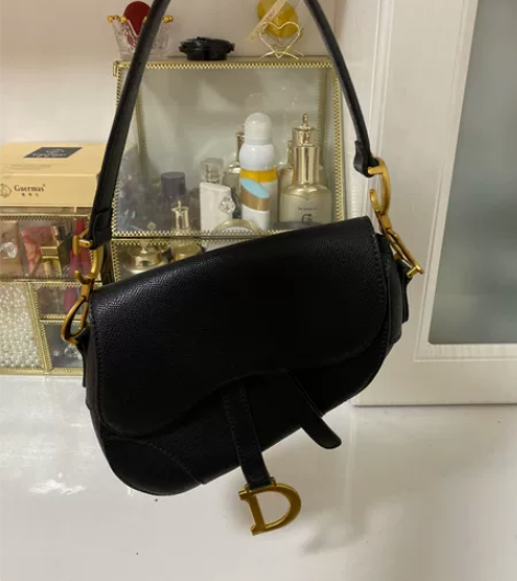 迪家包 懂的自己看 买时候700 感兴趣的...