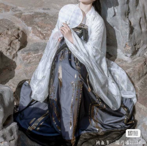 艺缕原创汉服，黑云鹤，正版， 6米襦裙+上...