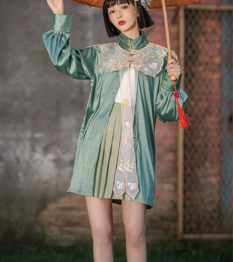 暑假想出去玩,求好心人带走。 朋友送的汉元...