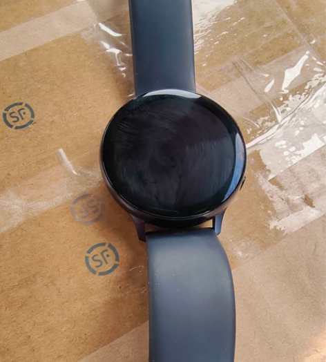 三星智能手表，正常使用。无瑕疵 感兴趣的话...