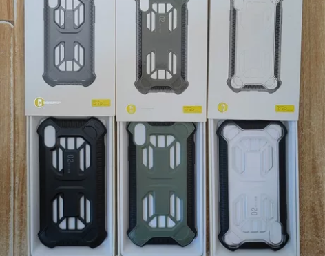 iphone xr手机壳三个,打包包邮!售...