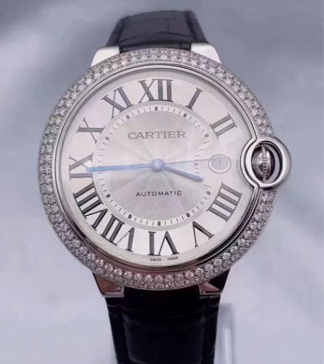 卡地亚蓝气球42表径满钻手表,自己戴了半年...