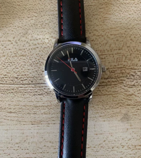 特价清仓，全新意大利斐乐fila手表送女友...