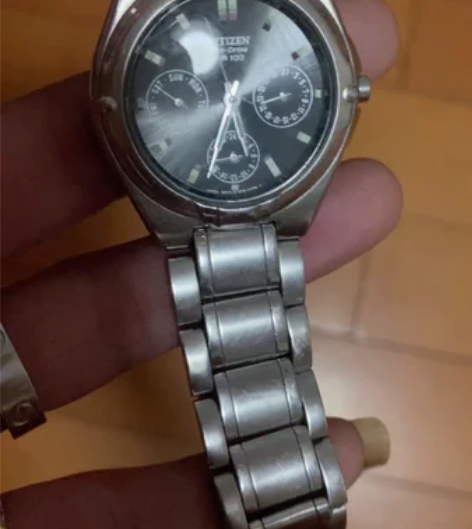 西铁城光动能手表，手表走时，表蒙子有磨损 ...