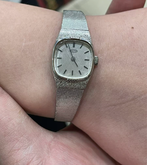 瑞士名表,乐都时尚女表款,女装首饰表,手动...