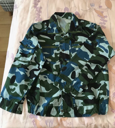 学生军训迷彩服 上衣长61公分 胸围106...