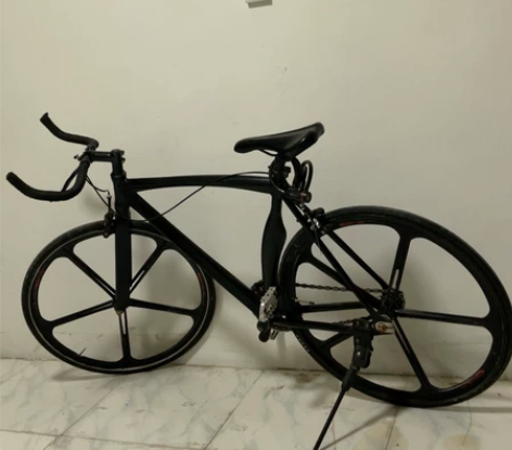 死飞弯刀，自装后刹车，三孔桥附近 感兴趣的...