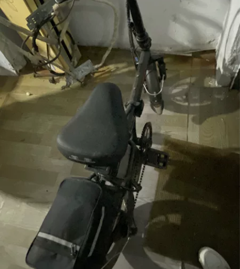 高性价比代驾司机专用电动车，转行不干了，给钱就卖 感兴趣的话...