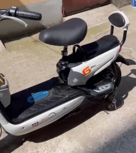 飞鸽电车出售，电瓶在保！续航跟新车一样！车...