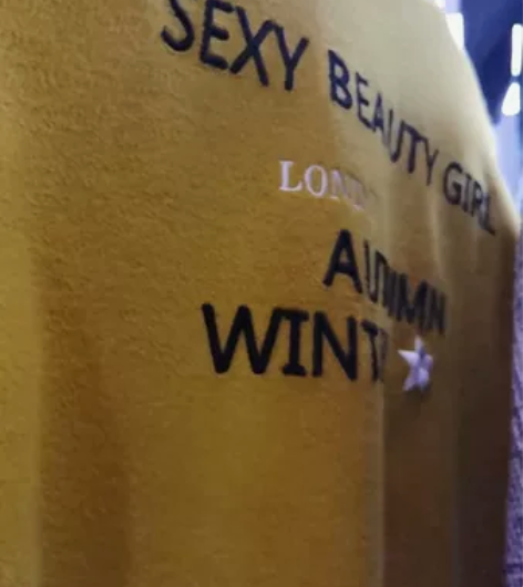 妮子棒球外套。9成新 感兴趣的话点“我想要...