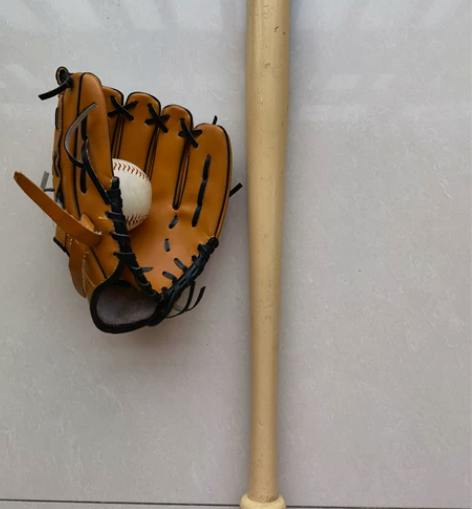 儿童棒球手套、棒球棒、木质棒球 感兴趣的话...