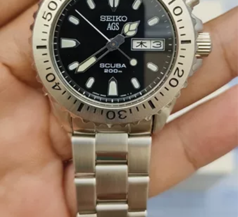 精工5M43人工动能潜水男表 该表成色极品...